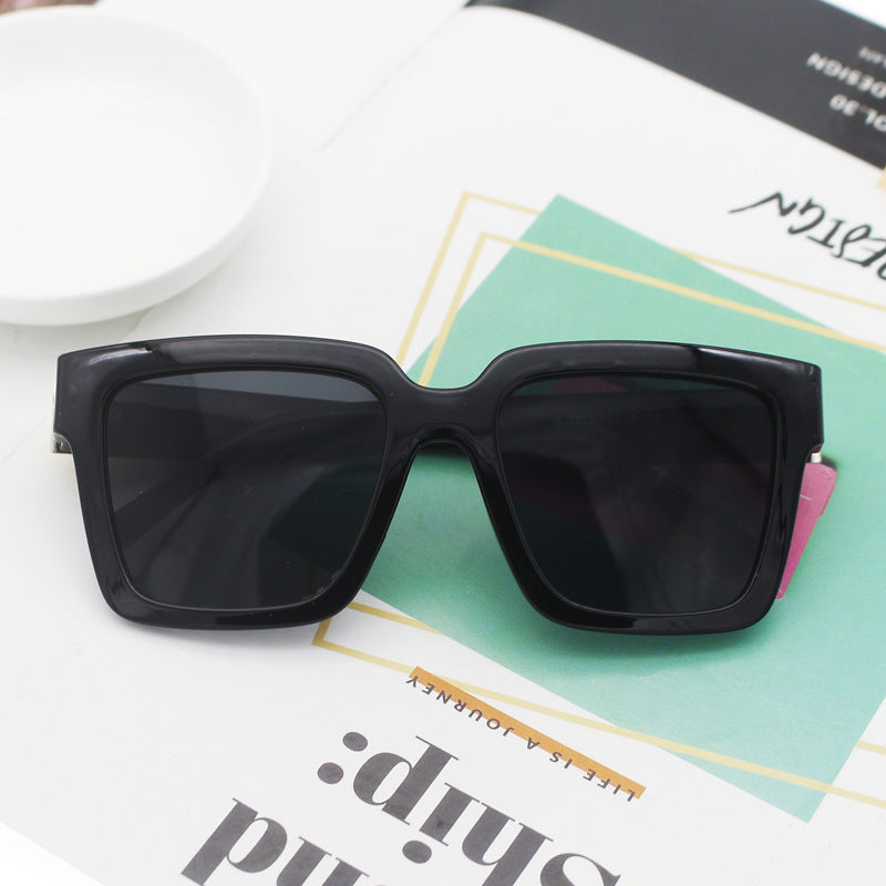 Dame trendy firkantet solbrille med høyverdig UV-beskytter teknologi Luvikno
