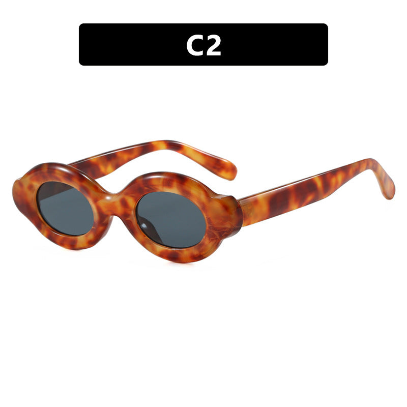 Dame solbrille i trendy retro-design med ovale glass Luvikno