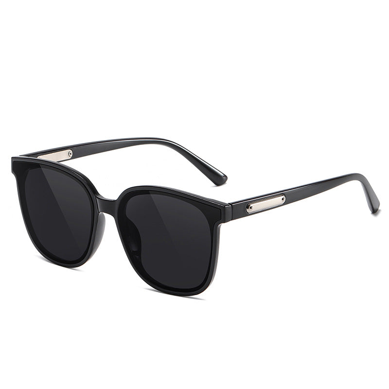 Dame oversized solbriller med moderne kvadratisk ramme Luvikno
