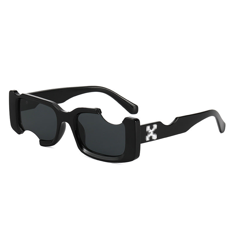 Dame eksklusiv moderne solbrille med futuristisk design Luvikno