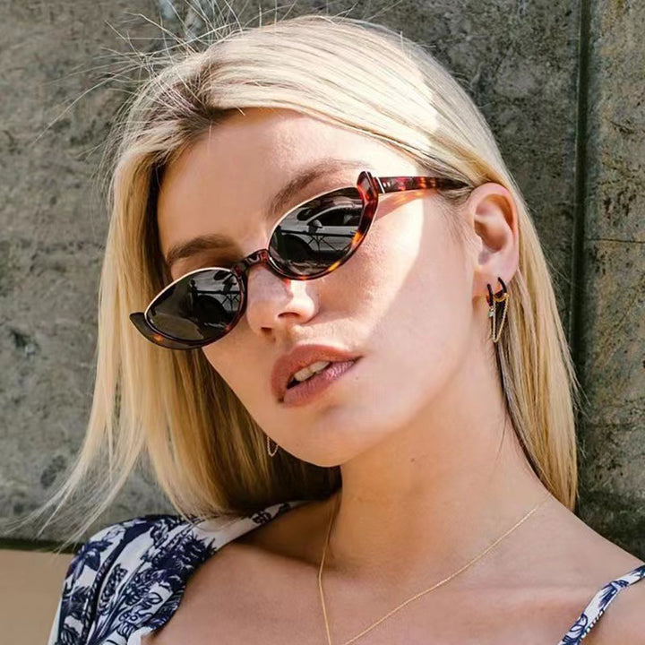Dame Cat-Eye solbriller med diskret ramme og polarisert glass Luvikno