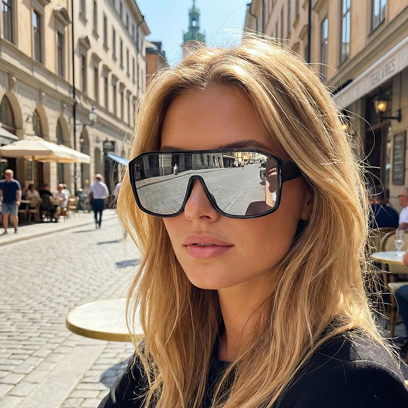 Dame Modische Oversized-solbriller i futuristisk design Luvikno