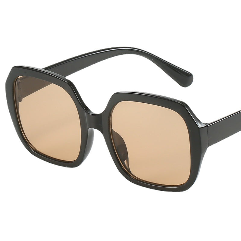 Dame Modisk Oversized-solbrille med ekstravagante leoparddetaljer Luvikno