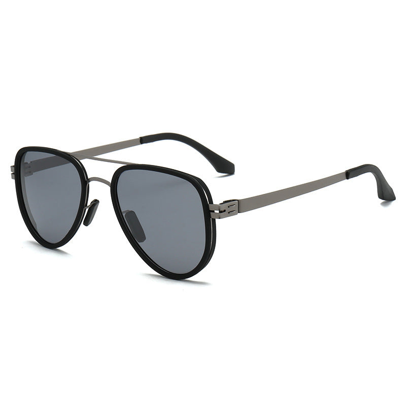 Dame Aviator-solbriller med robust metallramme og polariserte linser Luvikno