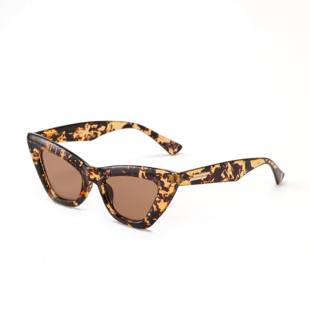 Dame Cat-Eye solbriller med moderne og elegant design Luvikno
