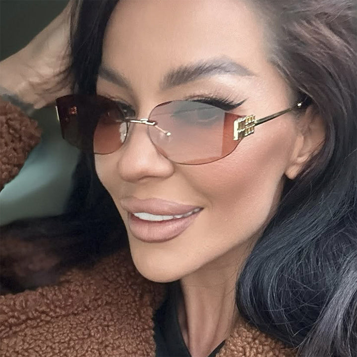 Dame sportlich pilot solbrille med beskyttende UV-filter og fleksibel ramme Luvikno