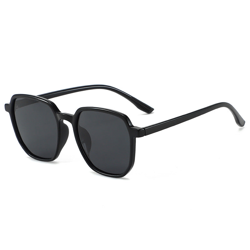 Dame firkantet solbrille med moderne ramme Luvikno