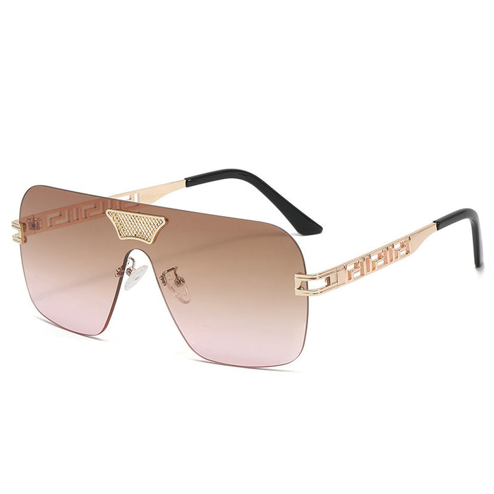 Dame moteriktig solbrille i futuristisk stil med fremragende ramme Luvikno