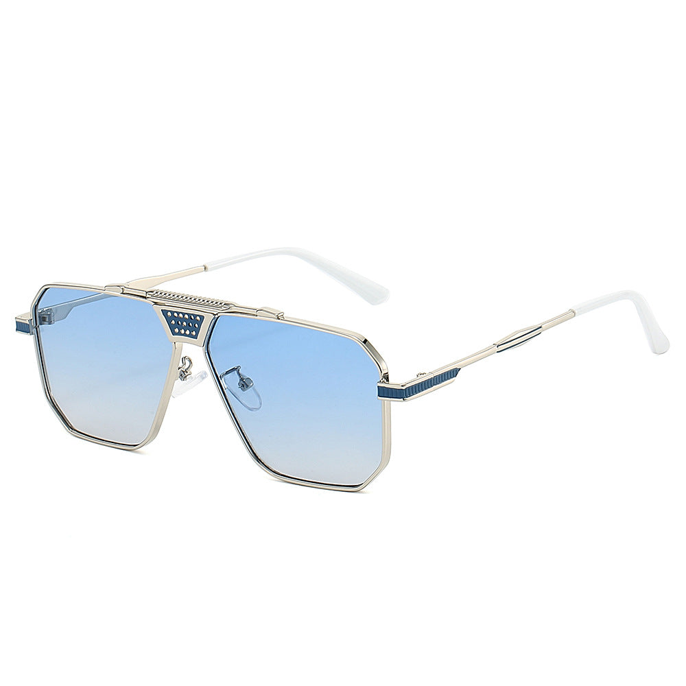 Dame solbriller i trendy geometrisk design Luvikno