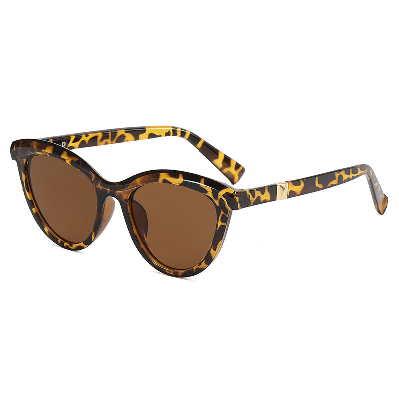 Dame elegant Cat-Eye solbriller med stilfull metallramme Luvikno