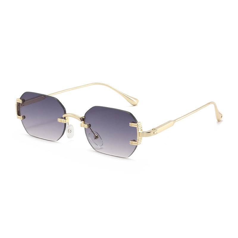 Damer geometrisk solbrille med luksuriøs metallramme og beskyttende UV-filter Luvikno