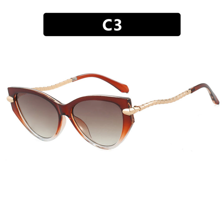 Dame Cat-Eye solbriller med elegant metallramme og stilige aksenter Luvikno
