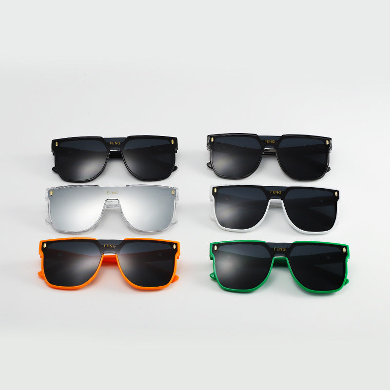 Damen moteriktig solbrille i trendy, geometrisk design Luvikno