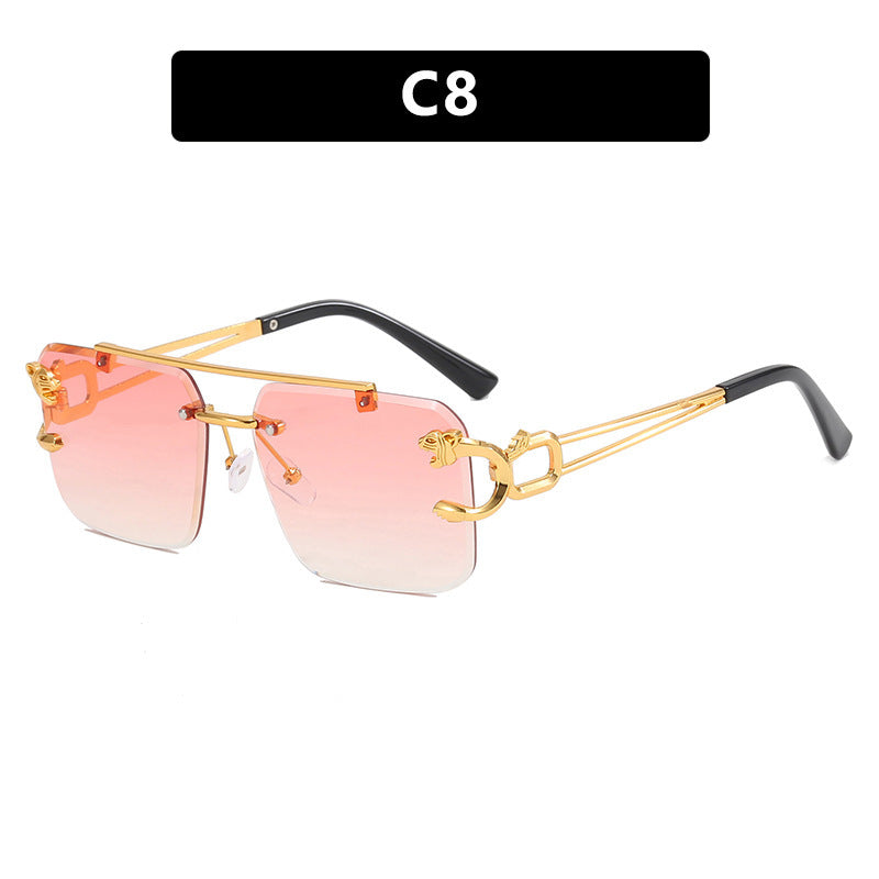 Dame kvadratisk solbrille med elegante dekorative detaljer Luvikno