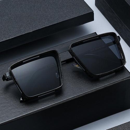 Dame ekstravagant firkantet solbrille med hullet ramme Luvikno