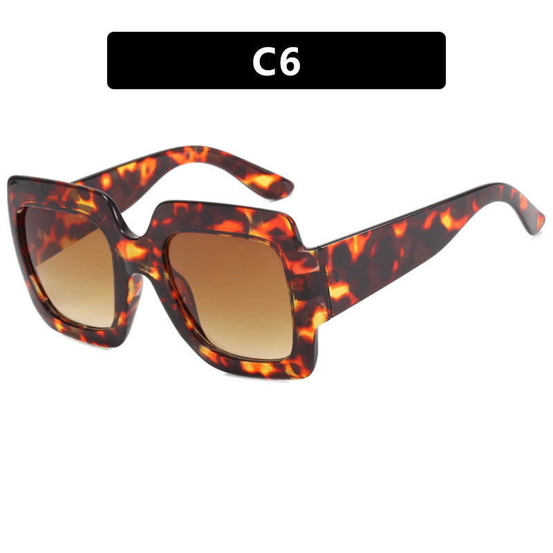 Dame oversized kvadratisk solbrille med markant skjoldpatt-design Luvikno