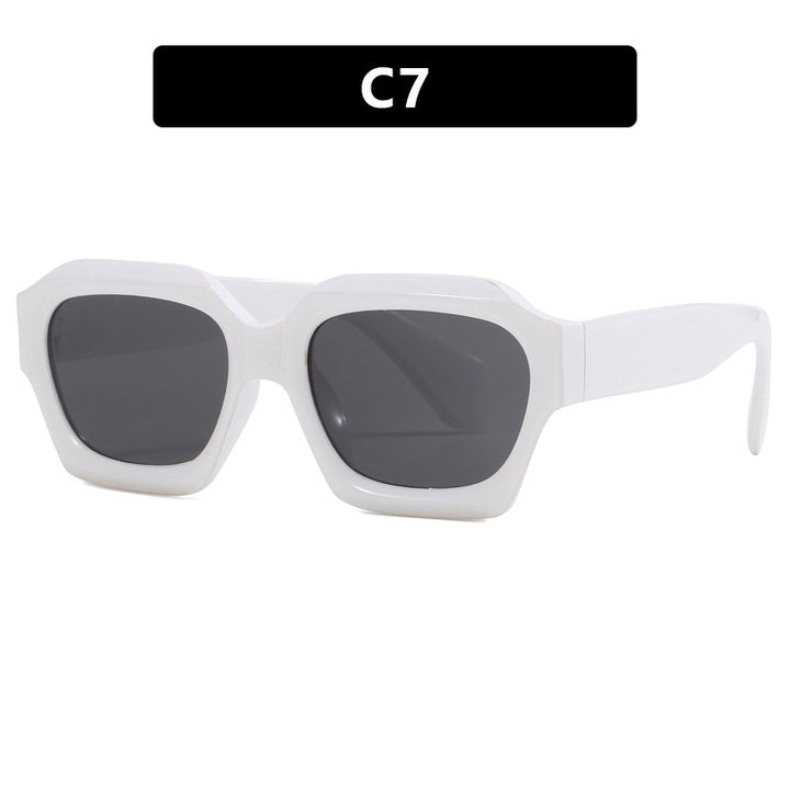 Dame moteriktig solbrille i innovativ design Luvikno