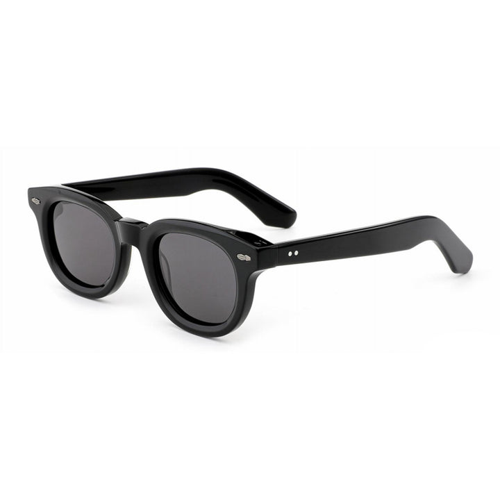 Dame solbrille i stilfull og moderne design med høykvalitets linser Luvikno