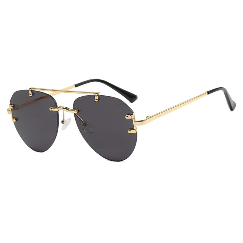 Dame trendy solbriller i elegant, polygonalt design Luvikno