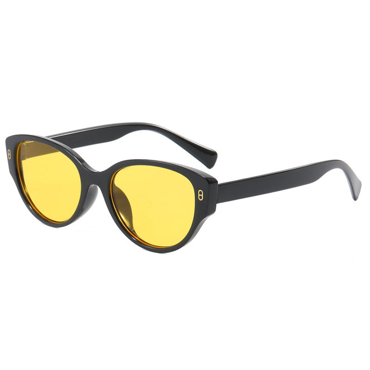 Dame Cat-Eye Solbrille med moderne plastikkramme Luvikno