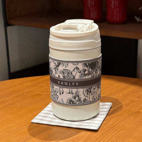 Dame Isolert kaffe-kopp med elegant design og sikkert lokksystem Luvikno