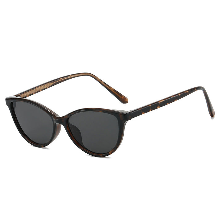 Dame Cat-Eye solbriller med stilige aksenter Luvikno
