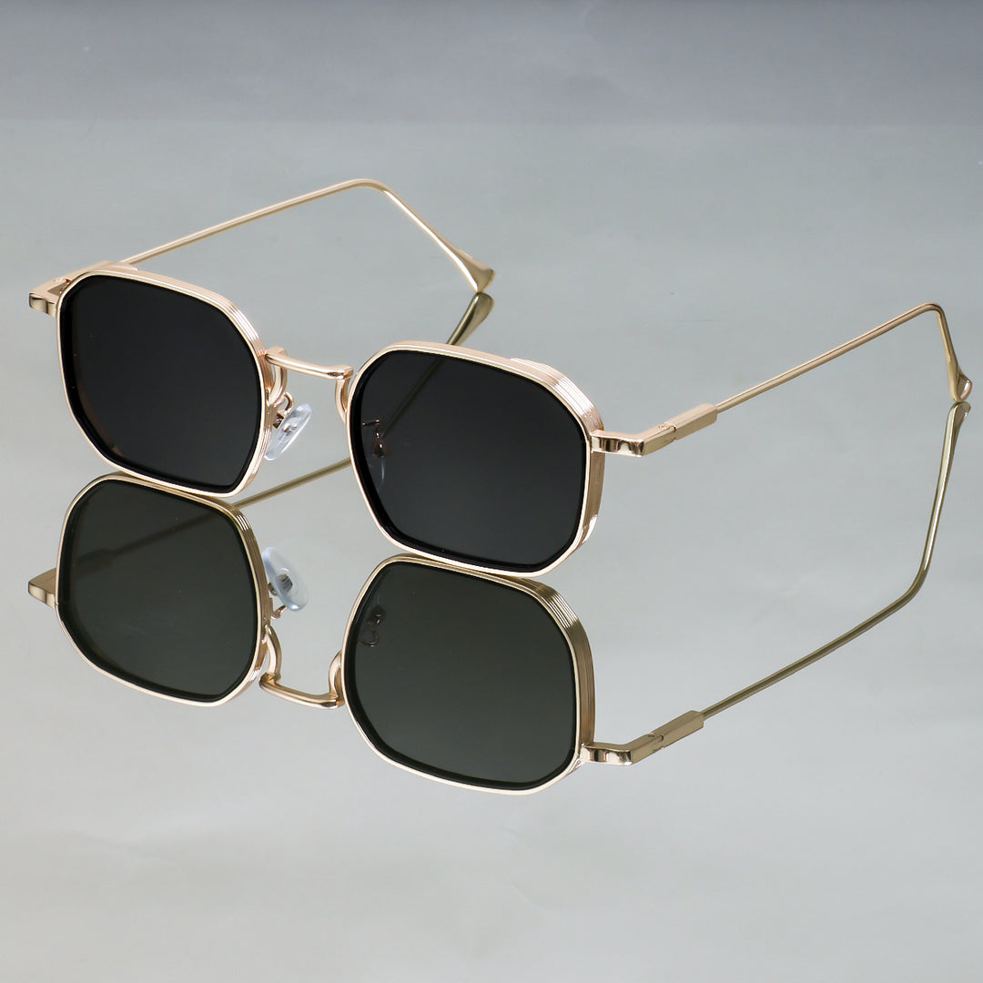 Dame moteriktig solbrille med stilfull, firkantet ramme og UV-beskyttelse Luvikno