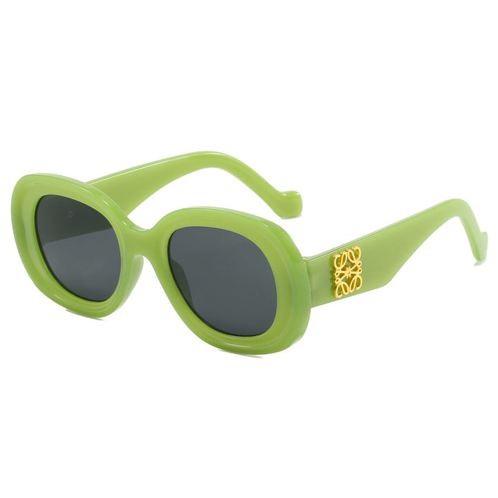 Dame moteriktig vintage-solbrille med spesielle dekorasjoner Luvikno