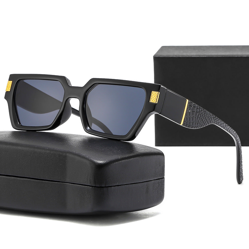Dame Modish solbrille i markant design med Honeyglass og strukturert ramme Luvikno