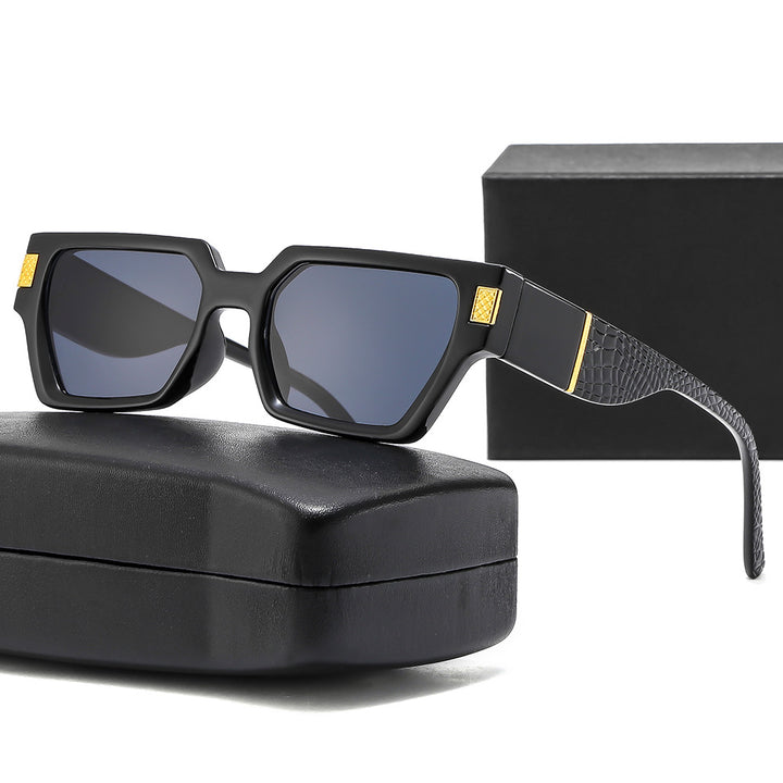 Dame Modish solbrille i markant design med Honeyglass og strukturert ramme Luvikno