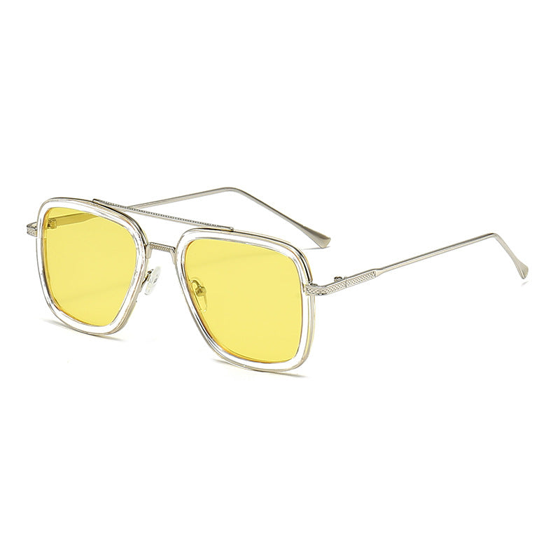 Dame moteristisk kvadratisk solbrille med glamorøs metallramme Luvikno