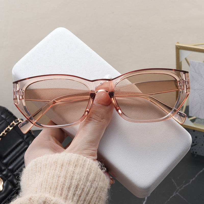 Dame Cat-Eye solbriller med stilfull ramme og UV-beskyttelse Luvikno