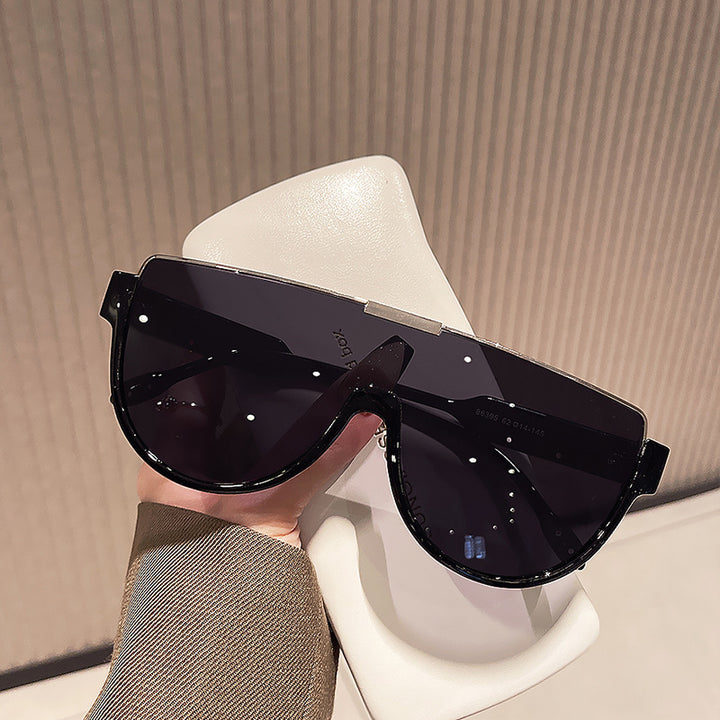 Dame Fashion-solbrille med futuristisk skjold-design Luvikno