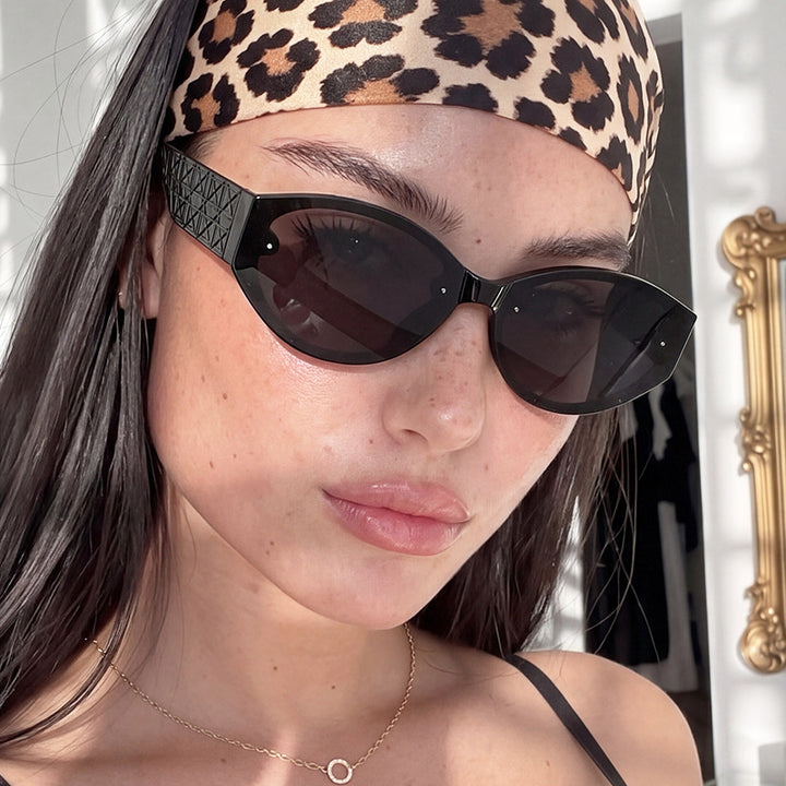 Damer ekstravagante Cat-Eye solbriller med strukturert ramme Luvikno