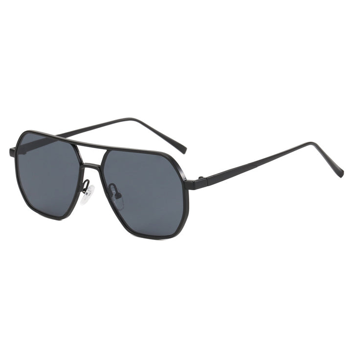 Dame trendy solbrille med moderne geometrisk ramme Luvikno