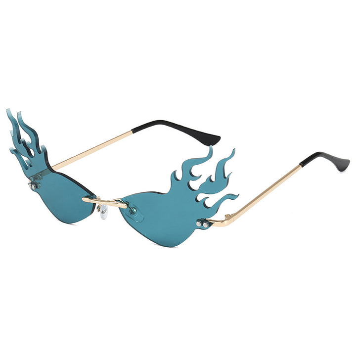 Dame moteriktig solbrille med flammeformet design Luvikno
