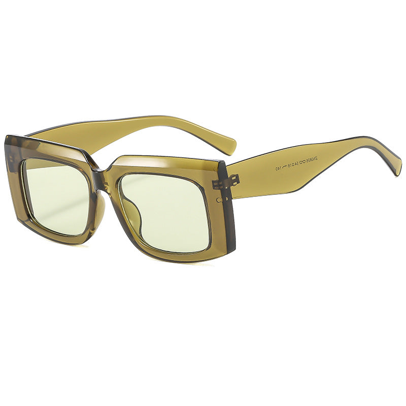 Dame Moda solbrille med markant kvadratisk ramme og UV-beskyttelse Luvikno