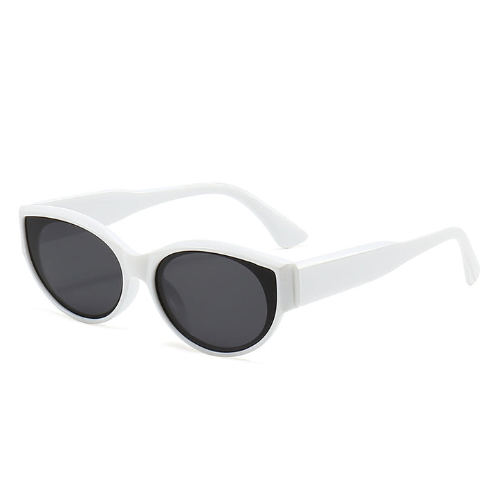 Dame Cat-Eye Solbriller med klart og moderne design Luvikno