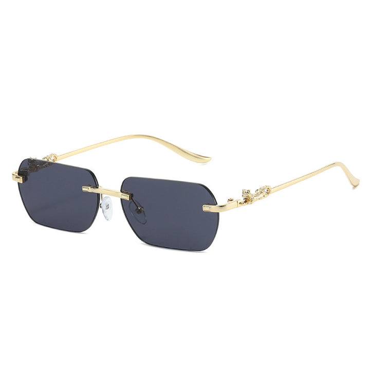 Damer elegant halvmellomrammebrille med dekorative detaljer Luvikno
