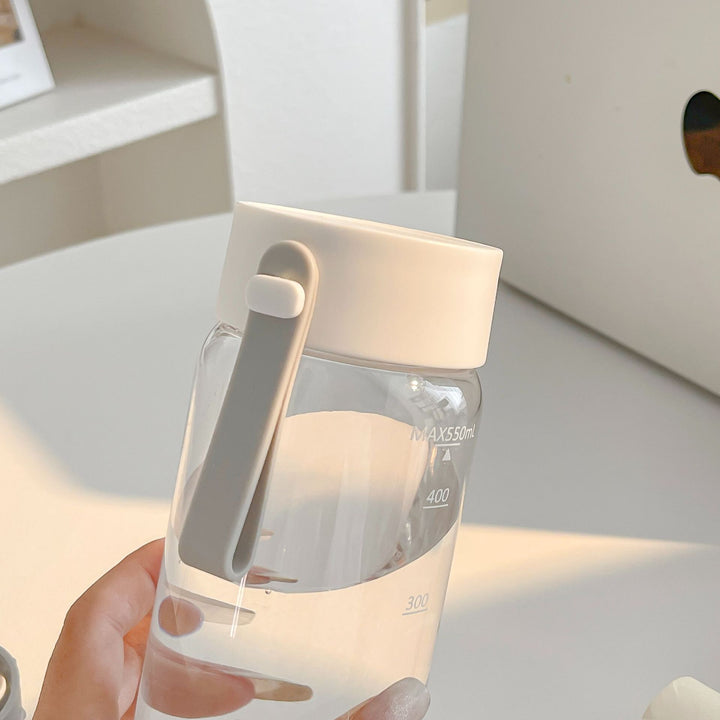 Kvinnes BPA-frie drikkeflaske med smart lokk fra Luvikno