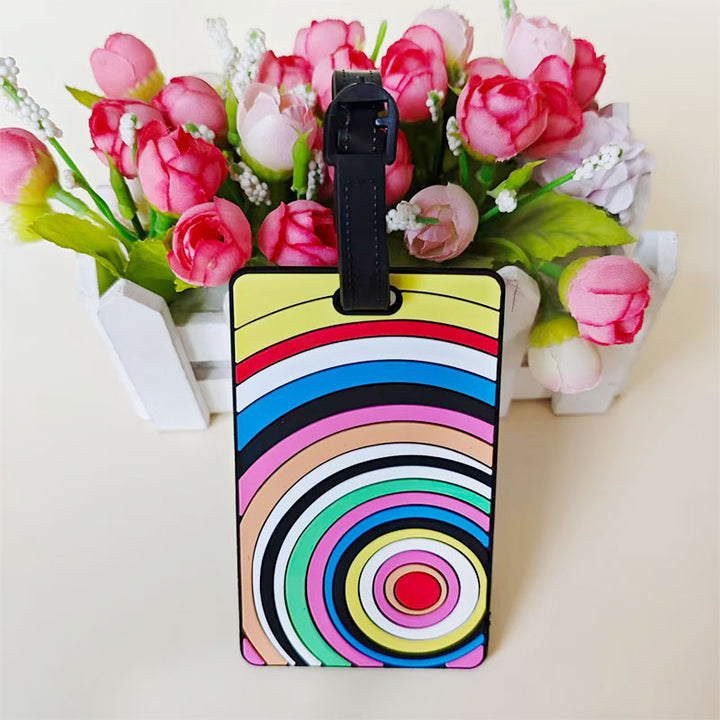 Unisex bagasjelapp i kreativ regnbue-design Luvikno