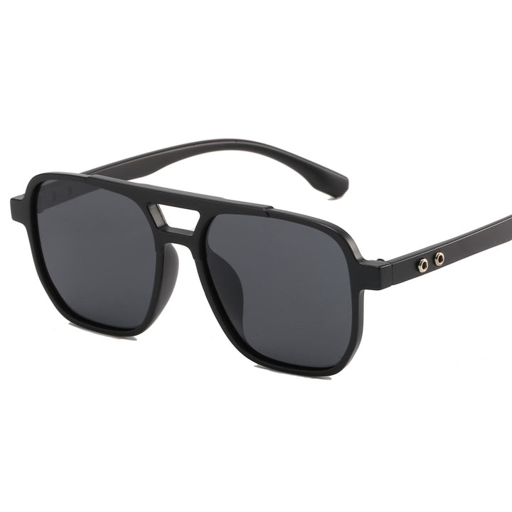 Dame moteriktig brille i robust sportdesign Luvikno