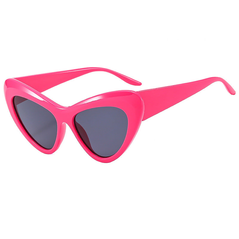Dame Cat-Eye solbrille i markant design Luvikno