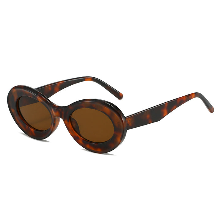 Dame moteriktig solbrille i oval design Luvikno