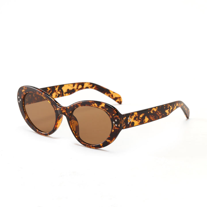 Dame moteriktig oversized solbrille med elegant ramme Luvikno