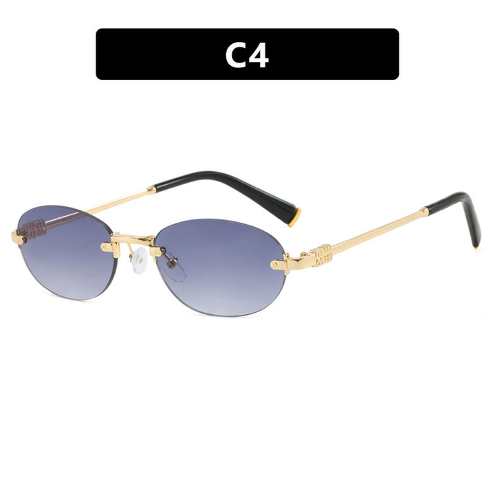 Dame moterimessig solbrille med oval ramme og elegante aksenter Luvikno