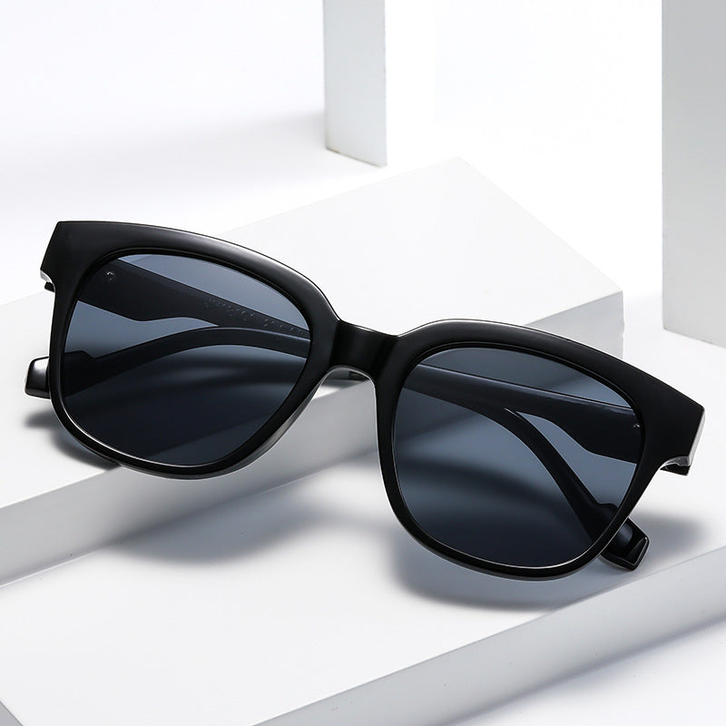 Dame Kvadratisk solbrille i elegant skilpadde-design Luvikno