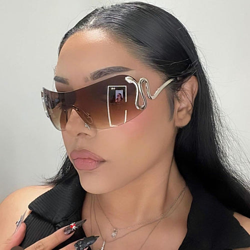 Damer futuristisk sportssolbrille med lekent design Luvikno