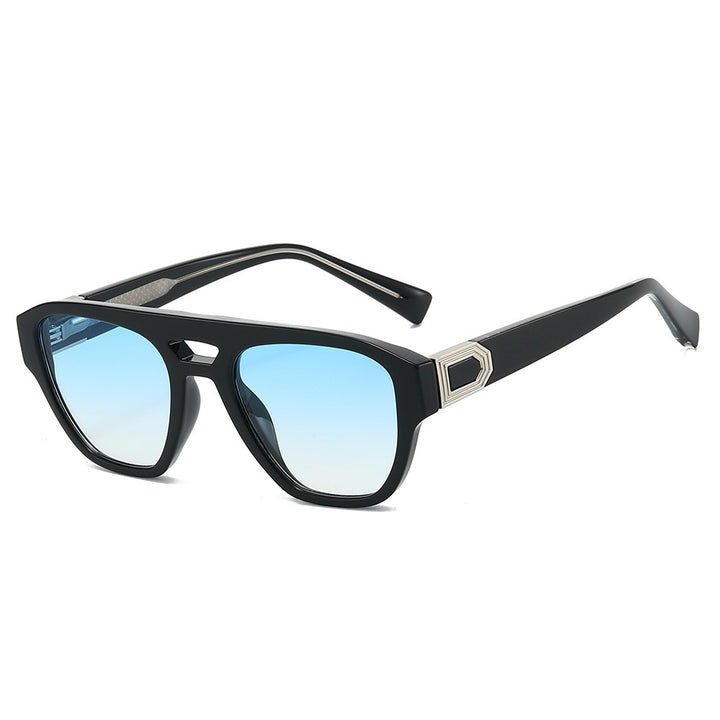 Dame Designer-solbrille med moderne, kantete ramme og gradient Luvikno