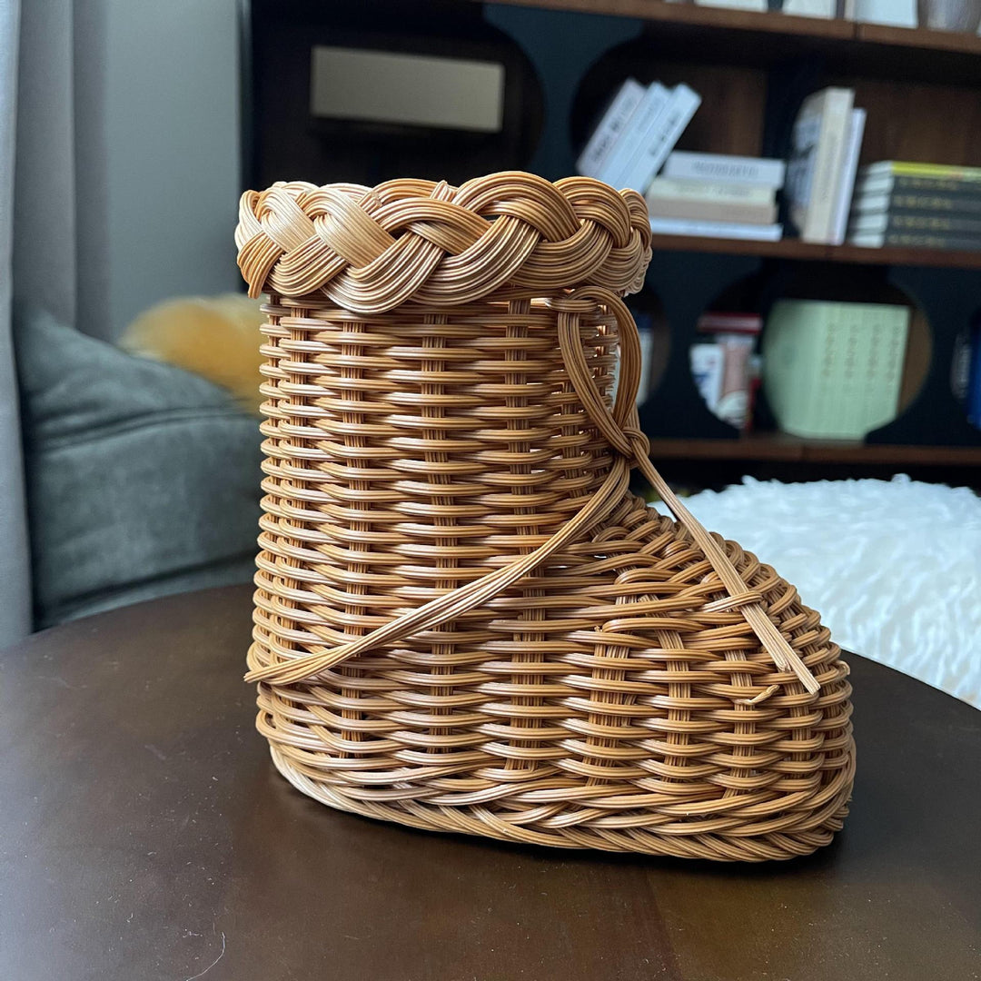 Dame dekorativ blomsterpotte i sko-design Luvikno